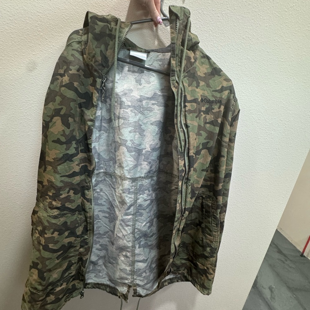 Columbia Green Camouflage Outdoor Jacket